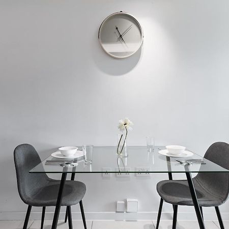 Khayat Homes - The Curve - One Bed London Ngoại thất bức ảnh