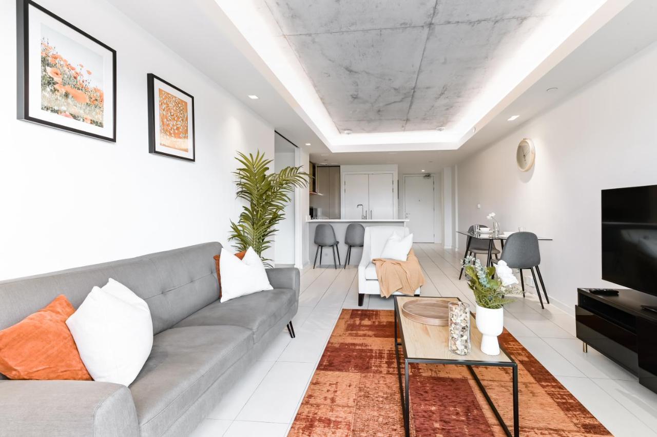 Khayat Homes - The Curve - One Bed London Ngoại thất bức ảnh